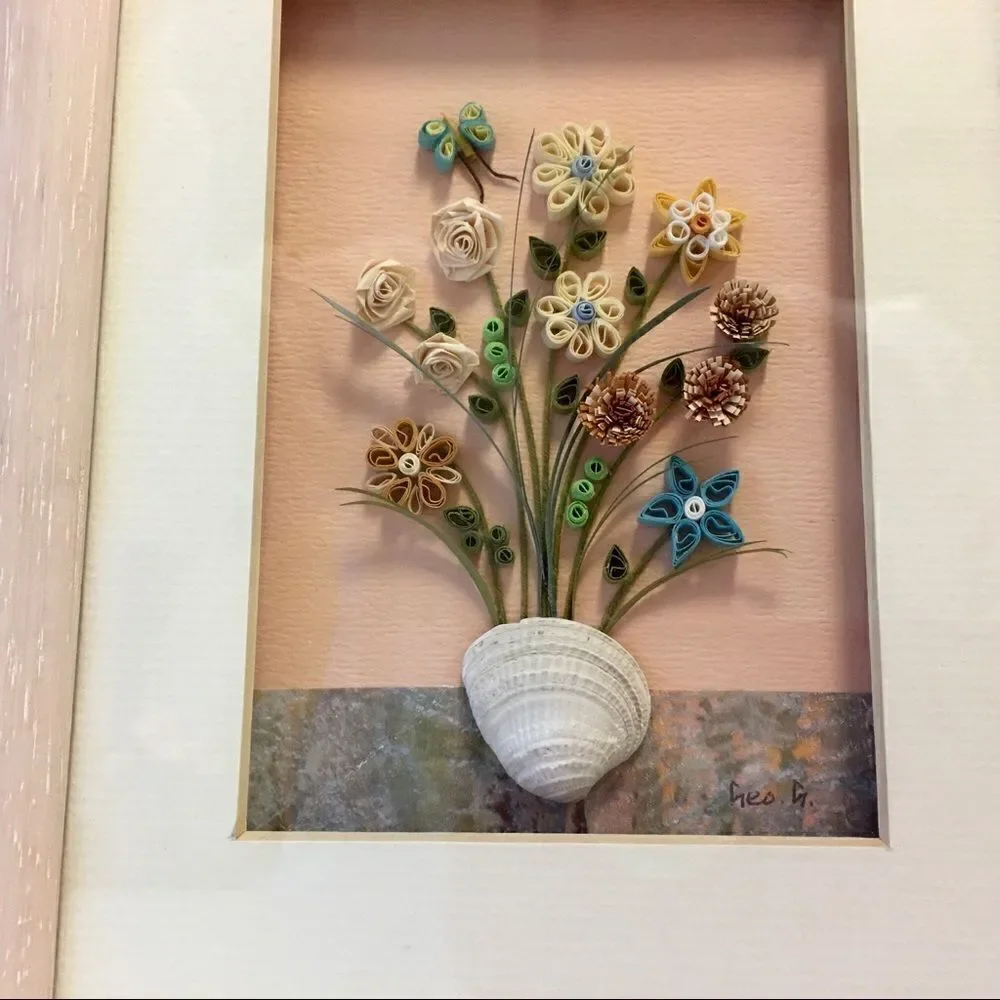Quill Art Set Artist Signed Floral Shell Motif in Shadow Box - Picture 10 of 16